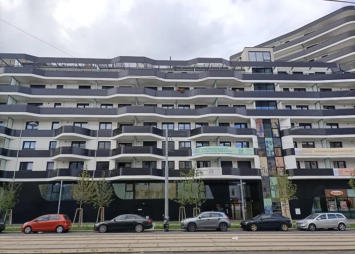 Hauptbahnhof Flat At Train Station شقة *